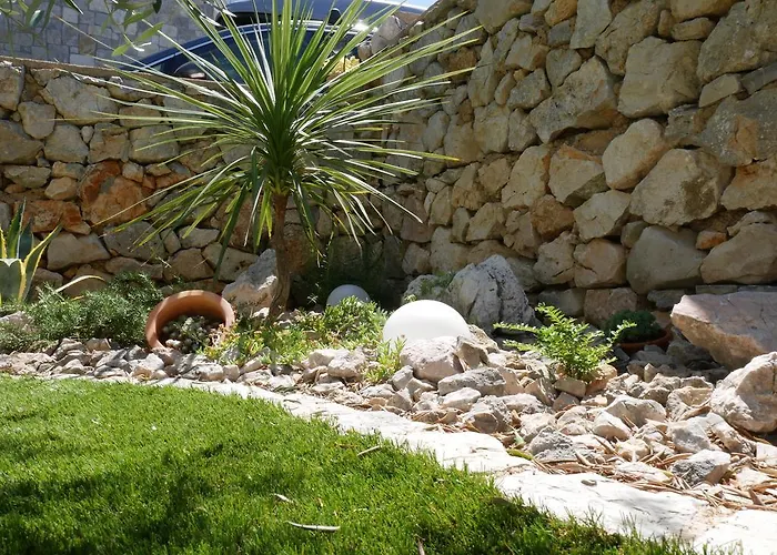 Holiday home Paradise Vrbnik (Primorje-Gorski Kotar)