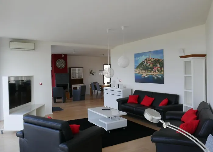Feriehus Paradise *
