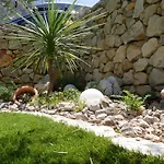 Holiday home Paradise Vrbnik (Primorje-Gorski Kotar)