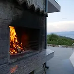 Holiday home Paradise Vrbnik (Primorje-Gorski Kotar)